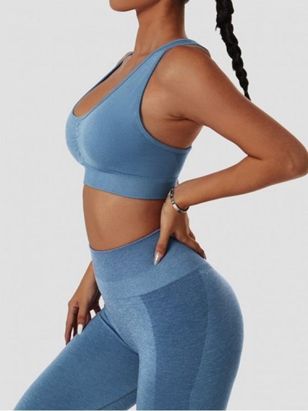 Solid Color Crisscross Back Sports Bra Solid Color Crisscross Back Sports Bra